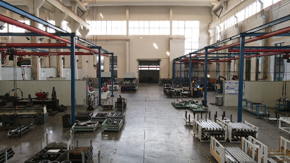 農(nóng)用拖拉機油缸深化農(nóng)業(yè)機械化應(yīng)用新篇章